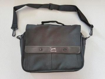 Kappers tas beschikbaar voor biedingen