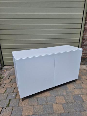 Prachtige witte Bestå kast met planken - Topprijs! beschikbaar voor biedingen