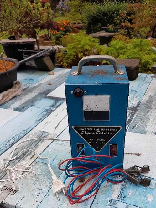 Vintage batterijlader van SuperService 18V, Auto-onderdelen, Accu's en Toebehoren, Universele onderdelen, Gebruikt, Ophalen of Verzenden