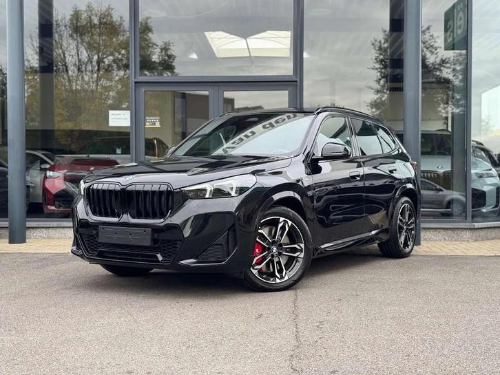 BMW X1 sDrive18i M Sport PRO / PANODAK / KEYLESS / LEER, Auto's, BMW, Bedrijf, Te koop, X1, ABS, Achteruitrijcamera, Airbags, Airconditioning