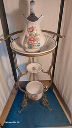 Lampetstel of wasgarnituur., Ophalen, Zo goed als nieuw