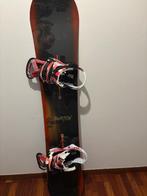 Gratis Burton snowboard met bindingen en opbergtas, Sport en Fitness, Snowboarden, Ophalen, Gebruikt, Bindingen