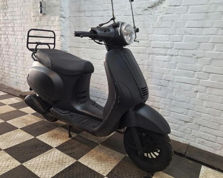 Scooter BTC riva classe A année 2017 70/80  km/h, Motoren, Motoren | Overige merken, Bedrijf, Scooter, 11 kW of minder, 2 cilinders