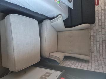 Zetel ikea fauteuil met poef, Huis en Inrichting, Ophalen, Eenpersoons, Zo goed als nieuw, Rechte bank