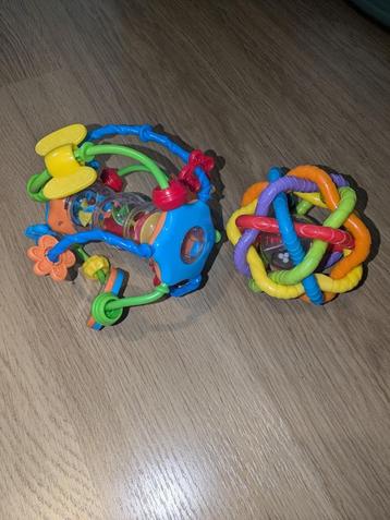 baby rammelaar beschikbaar voor biedingen