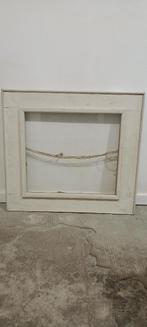 Oude lege witte houten lijst rustieke stijl, 73x67,50x45,c11, Huis en Inrichting, Woonaccessoires | Lijsten, Ophalen, Gebruikt