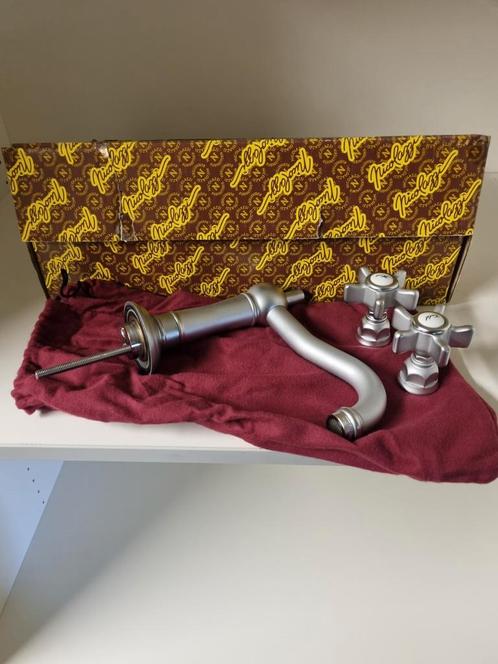 Nicolazzi 3gats wastafelkranen. Stuntprijzen!, Doe-het-zelf en Bouw, Sanitair, Nieuw, Kraan, Ophalen