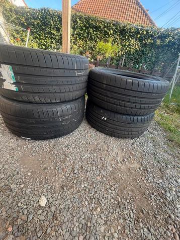 Pneus eagle F1 275-245/40/R18 beschikbaar voor biedingen