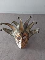 Venitiaans masker, Ophalen, Nieuw
