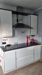 Keuken incl. Dampkap, fornuis, oven en spoelbak, Huis en Inrichting, Keuken | Complete keukens, Ophalen