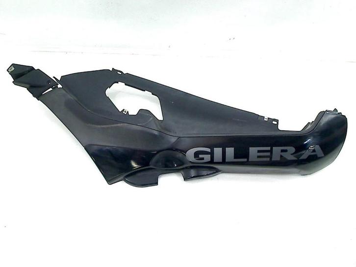 INFERIEUR CARENAGE DROIT Gilera Fuoco 500 2013-2015, Motos, Pièces | Autre, Utilisé