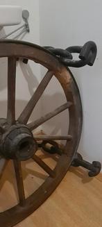 Ancienne table roue en bois et fer forgé, Utilisé, Enlèvement ou Envoi