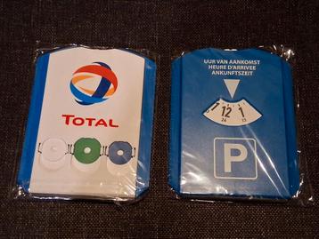 2 multifunctionele parkeerschijven / ijskrabbers beschikbaar voor biedingen