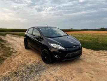 FORD FIESTA 1.25I | ÉDITION CHAMPIONS LIGUE | PARFAIT ÉTAT disponible aux enchères