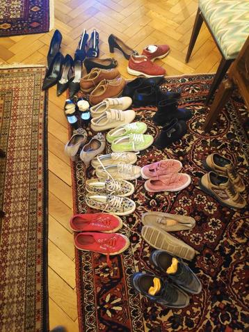 Herenschoenen  beschikbaar voor biedingen