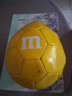 Bal m&m, Sport en Fitness, Voetbal, Ophalen of Verzenden, Bal