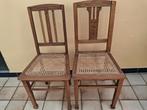 2 oude stoelen, Ophalen