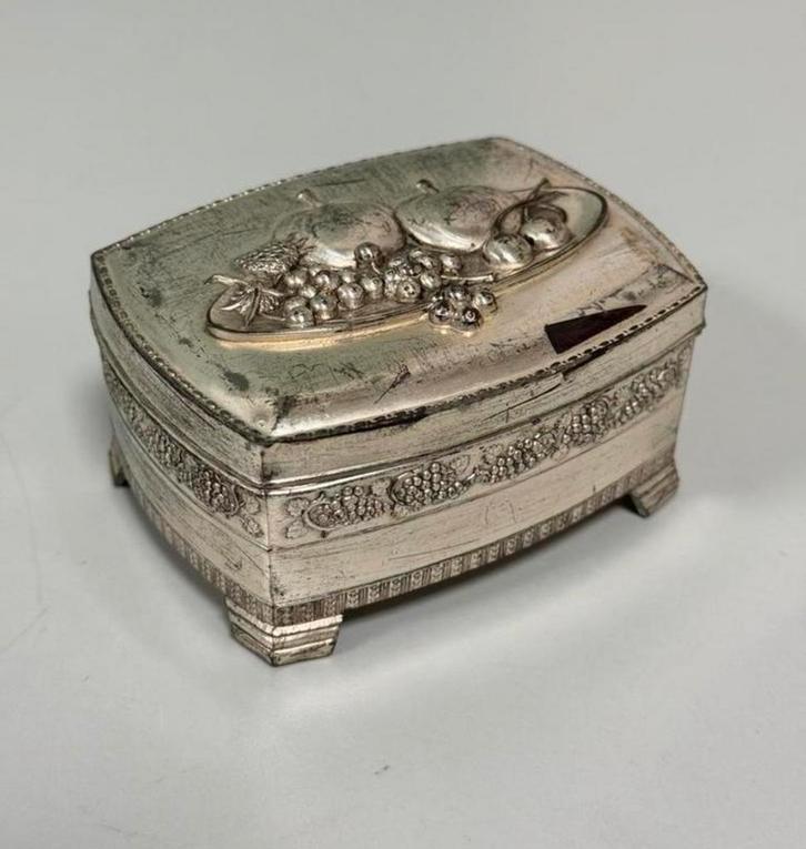 Antiek zilver juwelendoosje sieradendoos fluwelen voering, Antiek en Kunst, Curiosa en Brocante, Ophalen of Verzenden