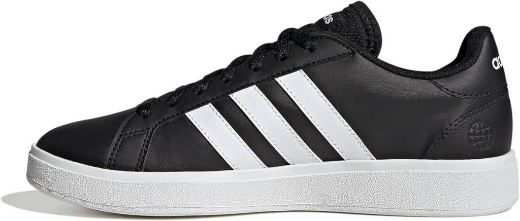 adidas | Chaussures de tennis pour femmes | 38 | Nouveau