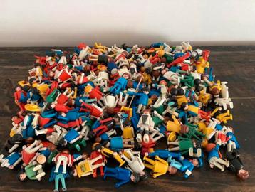 2,5 kg Playmobil popjes beschikbaar voor biedingen