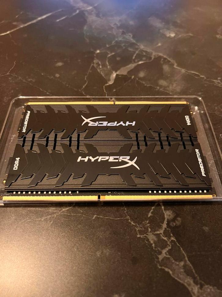 HyperX Predator DDR4 3200 MHz (2x8 Go), Computers en Software, RAM geheugen, Zo goed als nieuw, Desktop, 16 GB, DDR4, Ophalen