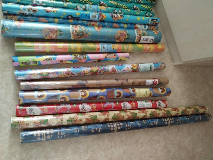 geschenkpapier voor kinderen en baby's verschillende rollen, Diversen, Cadeaupapier, Nieuw, Ophalen of Verzenden