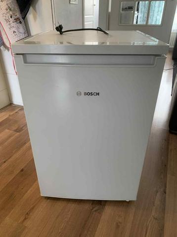 Bosch tafel model koelkast in nieuwe staat beschikbaar voor biedingen