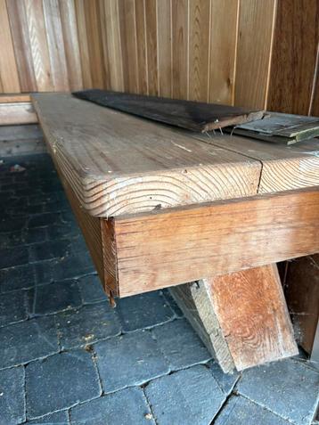 Houten bank - volhout beschikbaar voor biedingen