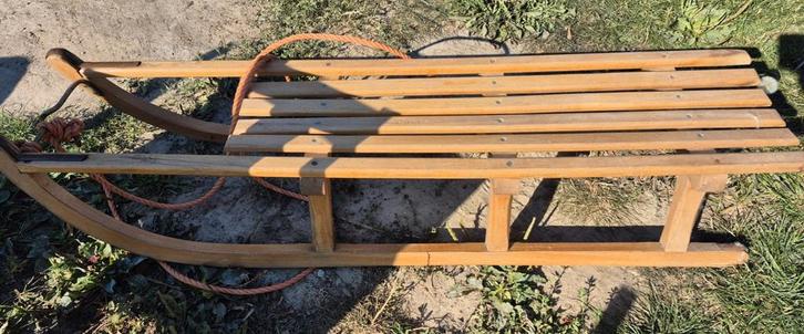 Unieke Houten Slee - Klassiek Winterplezier voor Jong en Oud, Kinderen en Baby's, Speelgoed | Buiten | Sleeën, Gebruikt, Hout