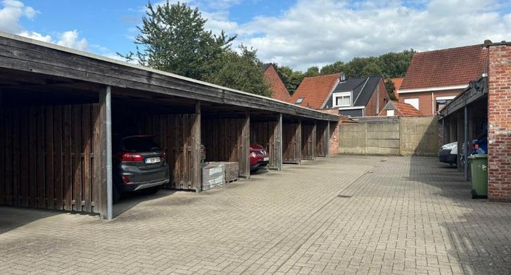 Ruime carports te huur centrum Beerse., Immo, Garages en Parkeerplaatsen, Turnhout