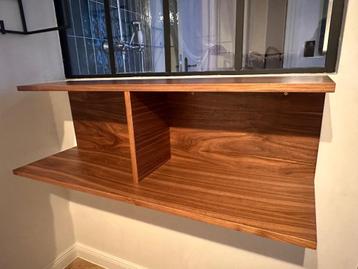 Boekenplank Walnut Dome deco beschikbaar voor biedingen