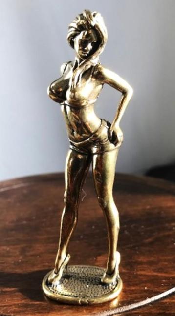 Erotisch Bronzen Pin-Up meisje Vintage😍✨😎🎁🤗👌 beschikbaar voor biedingen