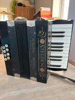 Oude accordeon, Musique & Instruments, Enlèvement, Utilisé, Autres formats, Accordéon à touches