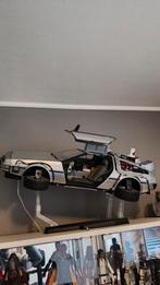 Figurine Hot toys MMS636 Retour vers le futur 2 delorean, Collections, Statues & Figurines, Enlèvement ou Envoi