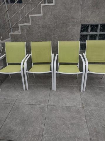 TERRAS- OF TUINSTOELEN beschikbaar voor biedingen
