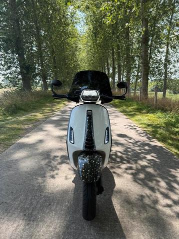 CUSTOM VESPA SPRINT 80cc B KLASSE, Enlèvement, Comme neuf