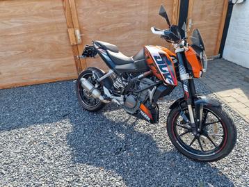 Ktm duke 200cc reeds blanco gvv  beschikbaar voor biedingen