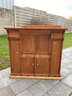 Ancienne armoire avec machine a coudre Singer, Enlèvement, Comme neuf