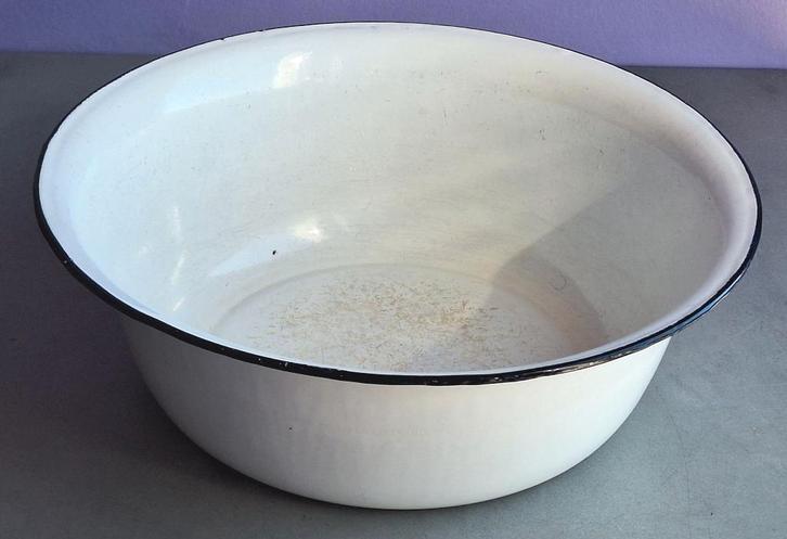 Jolie grande ancienne bassine émaillée blanche bord bleu, Antiek en Kunst, Antiek | Email, Ophalen of Verzenden