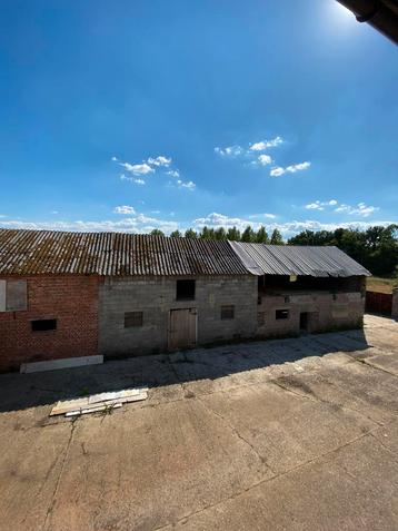 Stal / opslagruimte / schuur te huur 130m2 beschikbaar voor biedingen