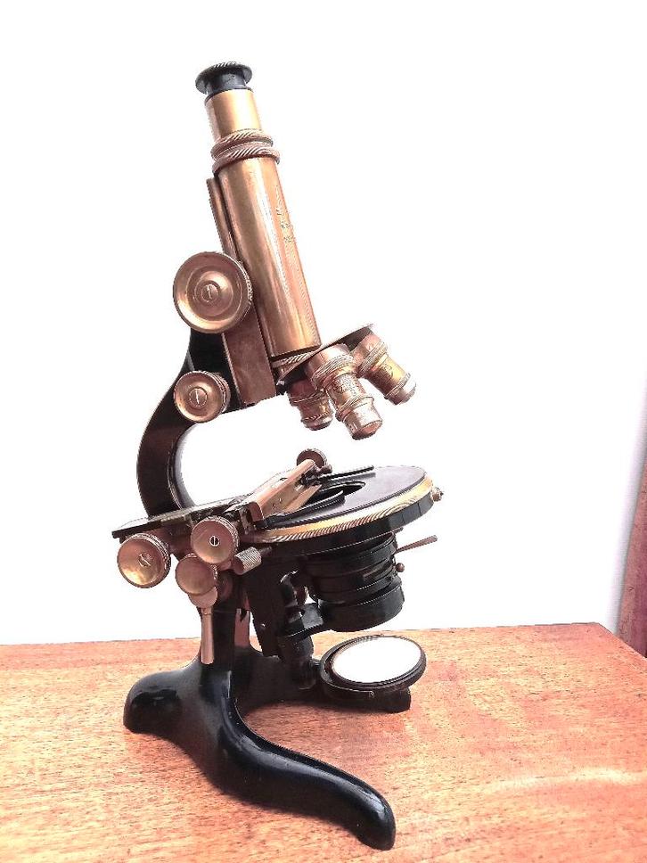 Oude monoculaire microscoop van Ernst Leitz Wetzlar, Audio, Tv en Foto, Optische apparatuur | Microscopen, Gebruikt, Biologische microscoop