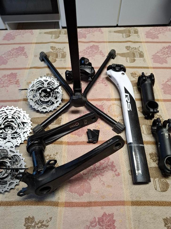 Set fietsonderdelen, Fietsen en Brommers, Fietsonderdelen, Gebruikt, Racefiets, Overige typen, Ophalen