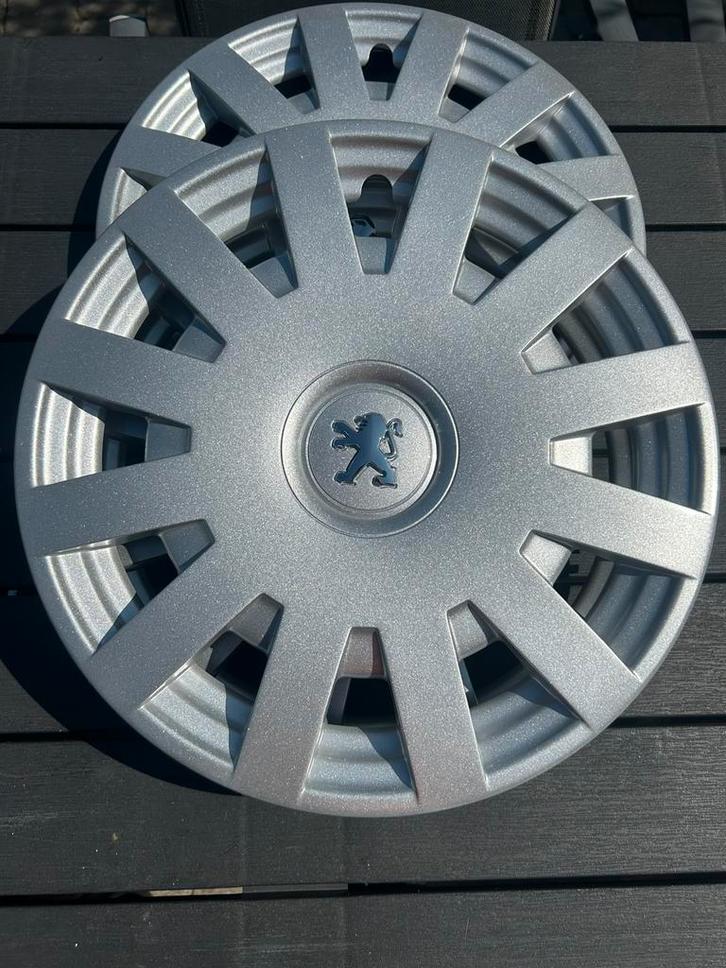 2 originele Peugeot 207,208,307,308 partner 15" wieldoppen, Auto diversen, Wieldoppen, Nieuw, Ophalen of Verzenden