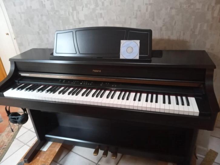 Roland Piano, Musique & Instruments, Pianos, Utilisé, Piano, Noir, Digital, Enlèvement