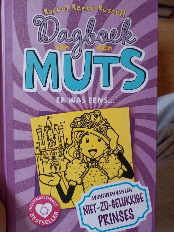 Rachel Renée Russell - Er was eens..., Boeken, Kinderboeken | Jeugd | 10 tot 12 jaar, Zo goed als nieuw, Ophalen of Verzenden