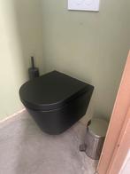 Mat zwart toilet – 4 jaar oud – gratis af te halen ja, Ophalen, Gebruikt