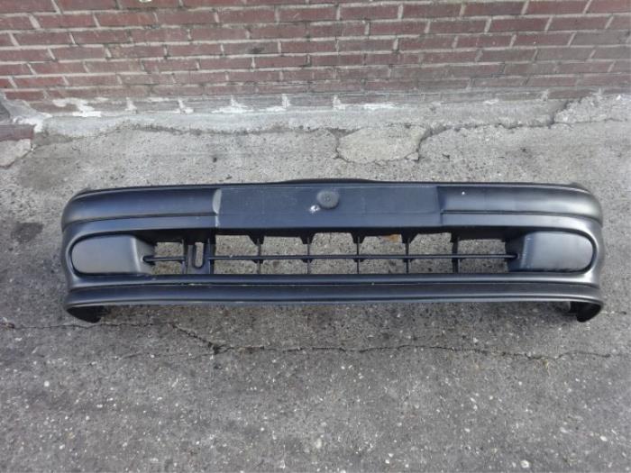 Pare-chocs avant d'un Renault Megane, Autos : Pièces & Accessoires, Carrosserie & Tôlerie, Pare-chocs, Renault, Utilisé, 3 mois de garantie