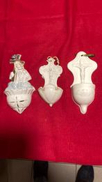 Oude antiek wijwatervaten, Enlèvement, Comme neuf