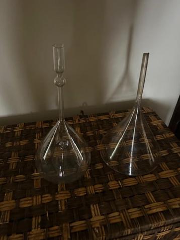 Labo glaswerk beschikbaar voor biedingen