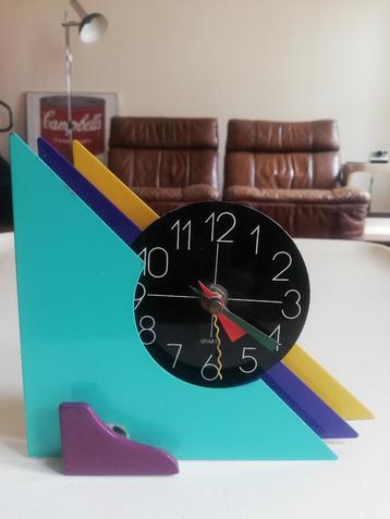 Horloge OPArt vintage 80's design  Memphys pop art space age